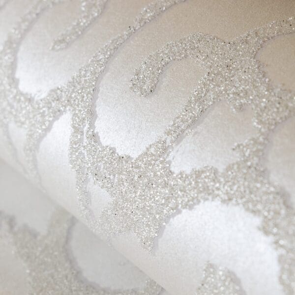81212_Pluto_pearl_white_detail_1 UNIVERSE - PLUTO PEARL WHITE