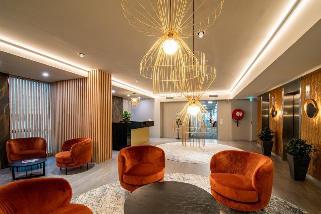 Thank you to @[17841428906033832:@fuchsiainteriors]  for designing this unique space and sending these amazing photos of #handmade #grasscloth #wallcoverings as applied in this luxury hotel foyer lobby. 

Enhancing welcoming warmth & grandeur lux to this perfect interior space. 

#australiandesign #architecture #commercialinteriors #integrateddesign #interiordecorating #australianbusiness