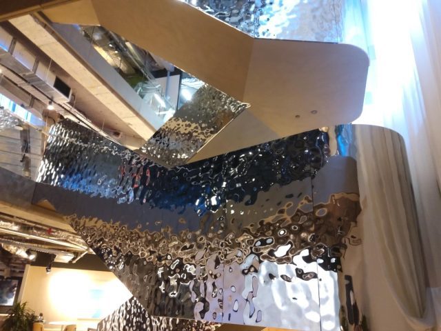 Stunning #stainlesssteel #waterripple  #metalpanels  supplied &  installed StaabDecor Australia.
Contact us to see more design and colour options in our stainless steel metal panel range today.  corrosion resistance & heat resistant suitable for domestic & commercial applications