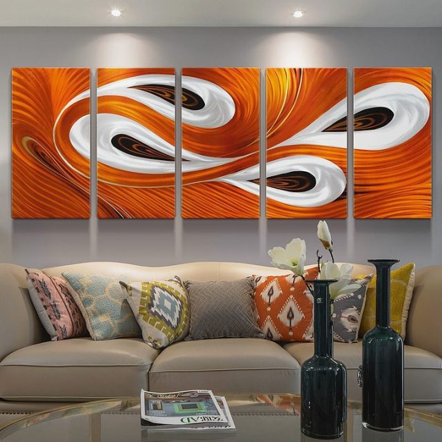 Add contrast and depth to your interiors with our designer wall murals. 😍 

#wallmurals #muralart #staab #staabdecor #interiordesign #design #art #murals